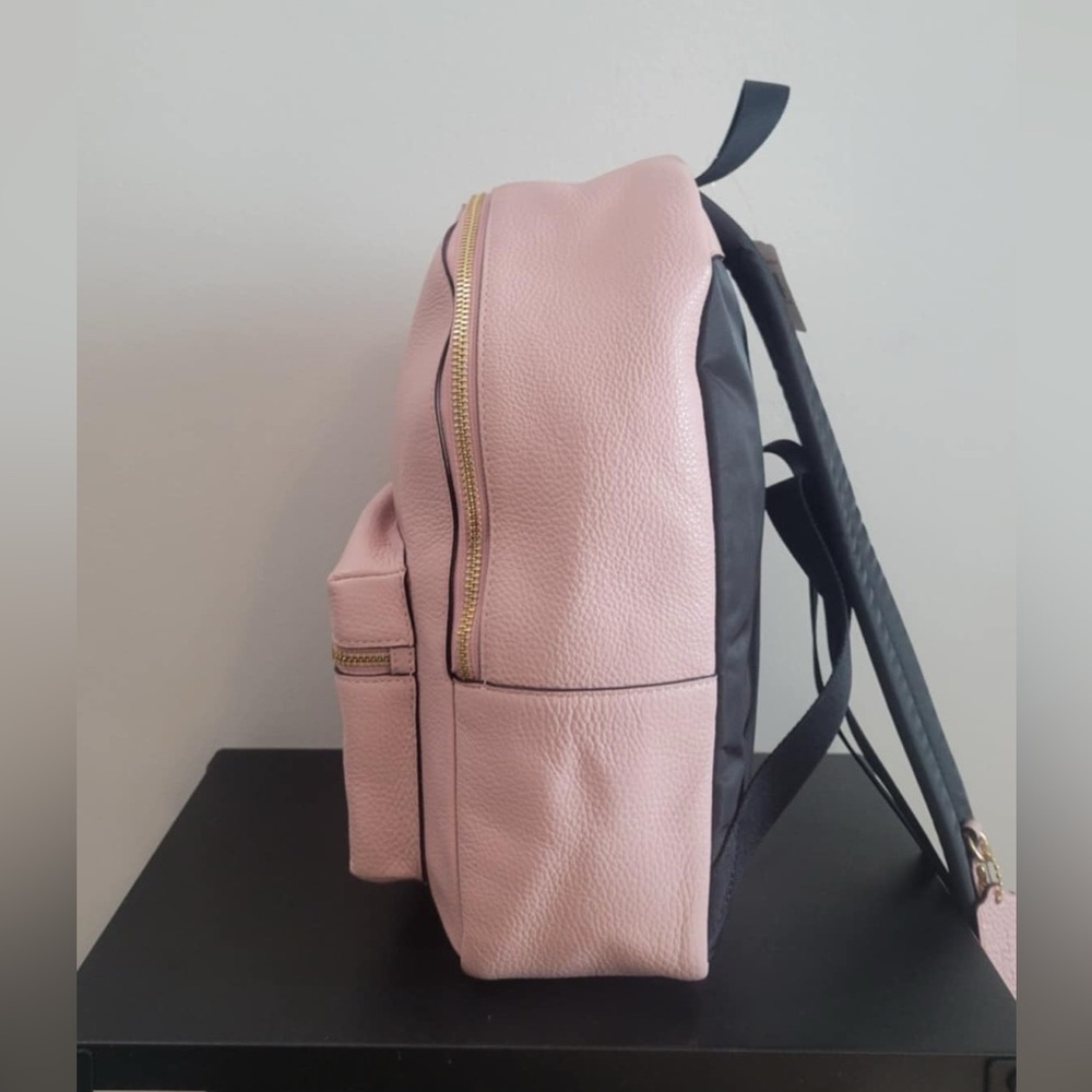 BNWT COACH Medium Charlie Pebble Leather Pink Backpack - Picture 5 of 8